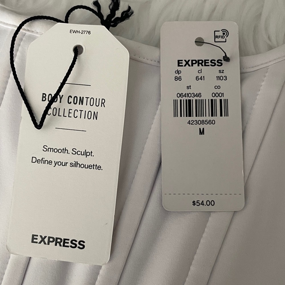 Express White Body Contour Top - Picture 4 of 5
